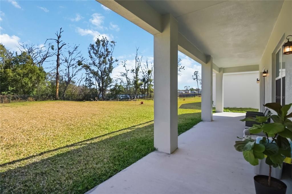 For Sale: $557,000 (5 beds, 2 baths, 2328 Square Feet)