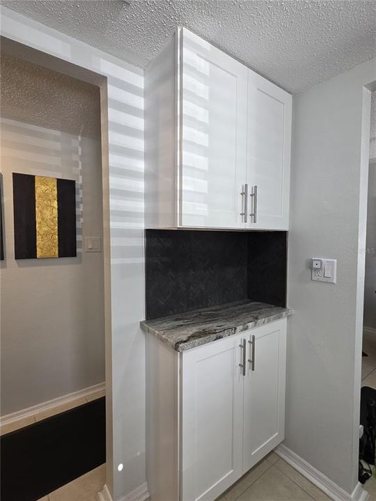 Active With Contract: $107,000 (2 beds, 1 baths, 744 Square Feet)
