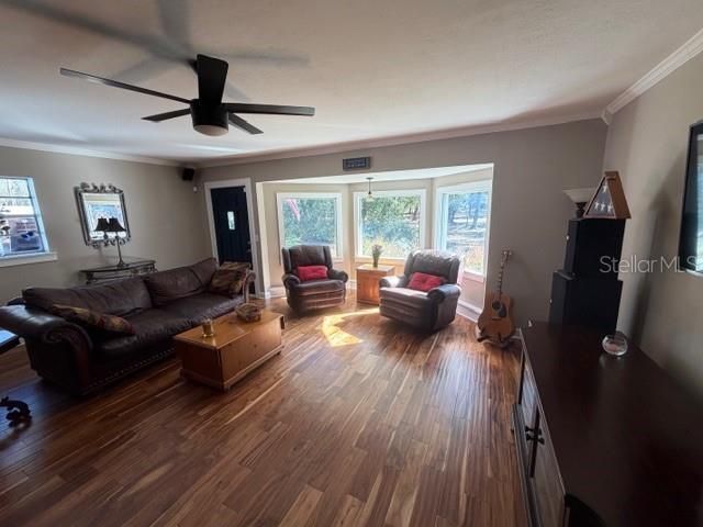 For Sale: $899,000 (2 beds, 2 baths, 2056 Square Feet)