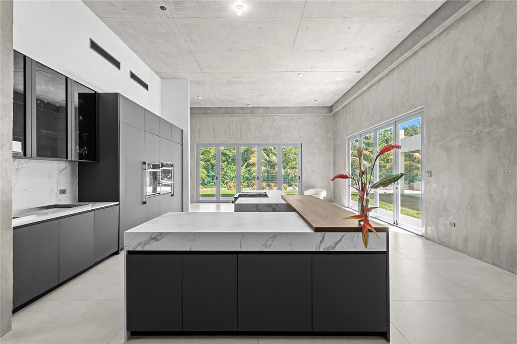 En Venta: $2,500,000 (3 camas, 5 baños, 7450 Pies cuadrados)