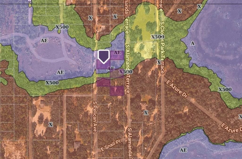 En Venta: $35,000 (1.10 acres)