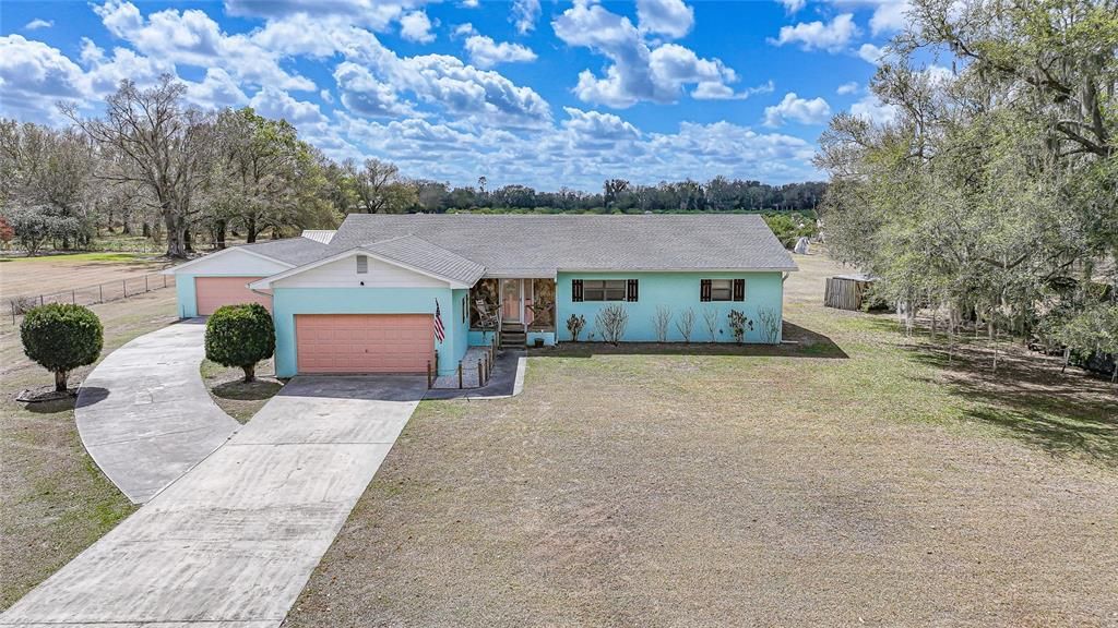For Sale: $415,000 (3 beds, 2 baths, 2336 Square Feet)