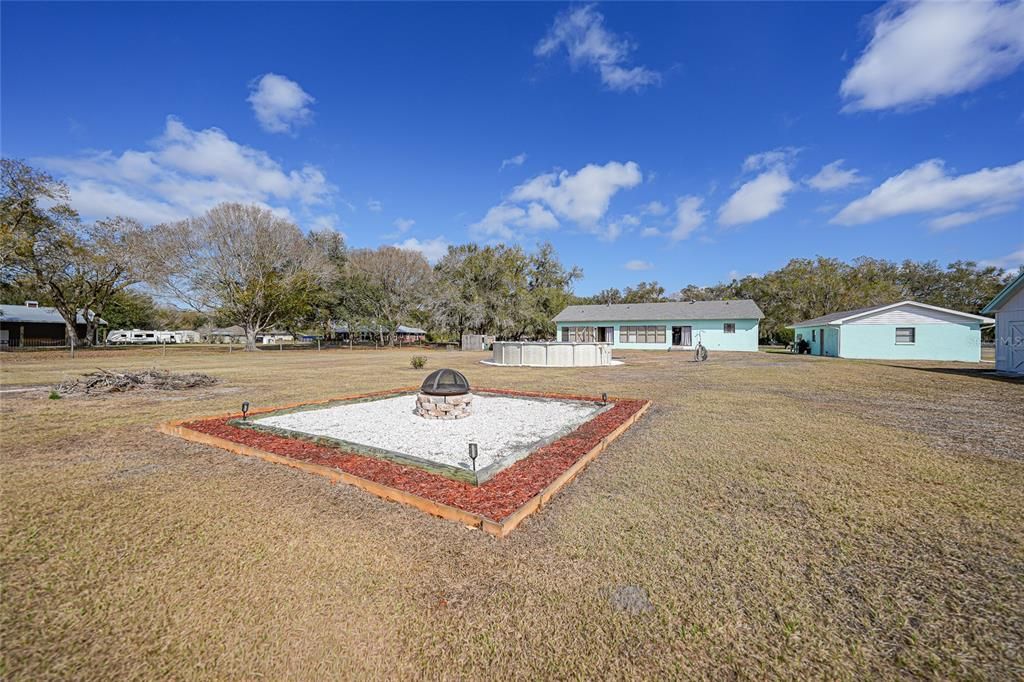 For Sale: $415,000 (3 beds, 2 baths, 2336 Square Feet)