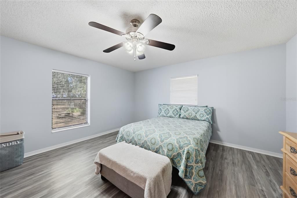 For Sale: $415,000 (3 beds, 2 baths, 2336 Square Feet)