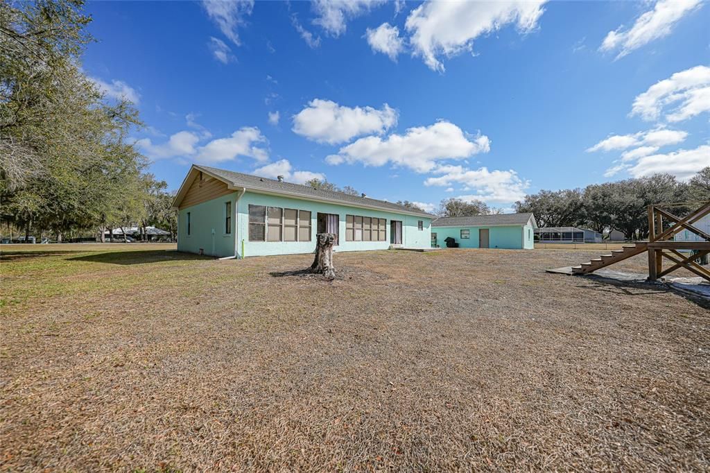 For Sale: $415,000 (3 beds, 2 baths, 2336 Square Feet)