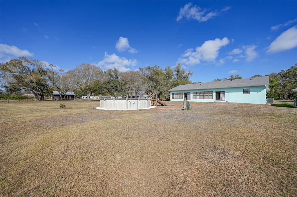 For Sale: $415,000 (3 beds, 2 baths, 2336 Square Feet)