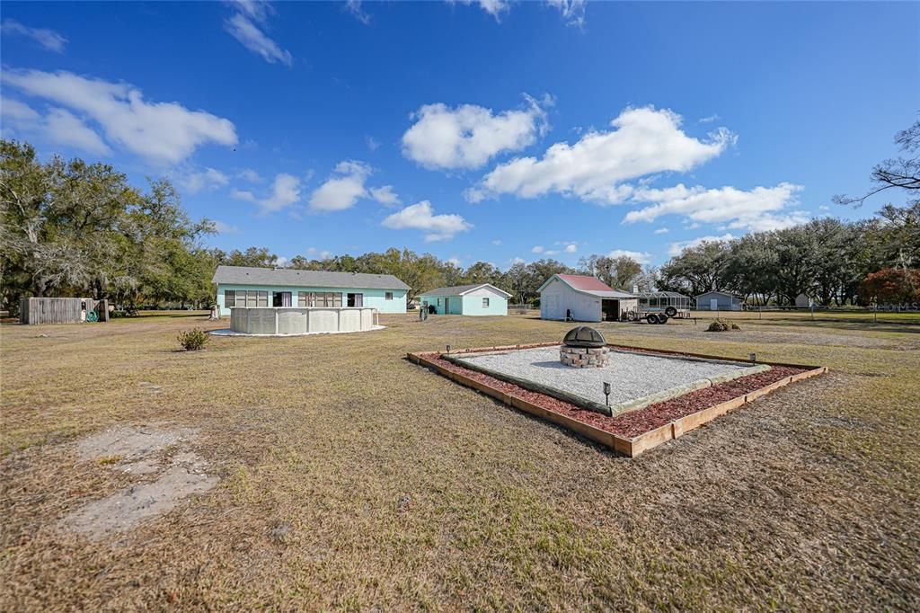 For Sale: $415,000 (3 beds, 2 baths, 2336 Square Feet)