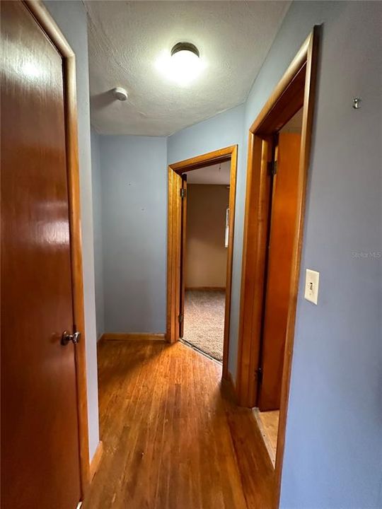 For Rent: $1,495 (2 beds, 1 baths, 920 Square Feet)