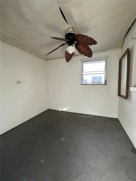 For Rent: $1,495 (2 beds, 1 baths, 920 Square Feet)