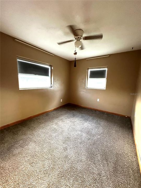 For Rent: $1,495 (2 beds, 1 baths, 920 Square Feet)