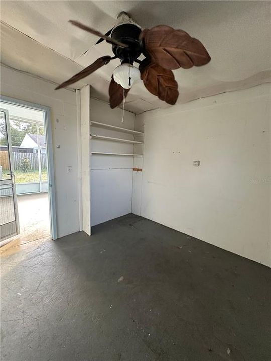 For Rent: $1,495 (2 beds, 1 baths, 920 Square Feet)