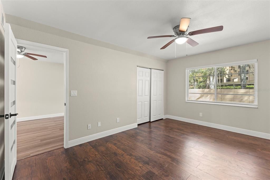 For Sale: $179,900 (1 beds, 1 baths, 750 Square Feet)