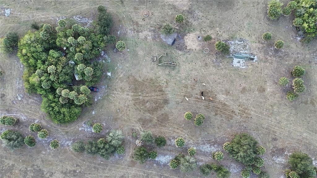 На продажу: $355,000 (20.98 acres)