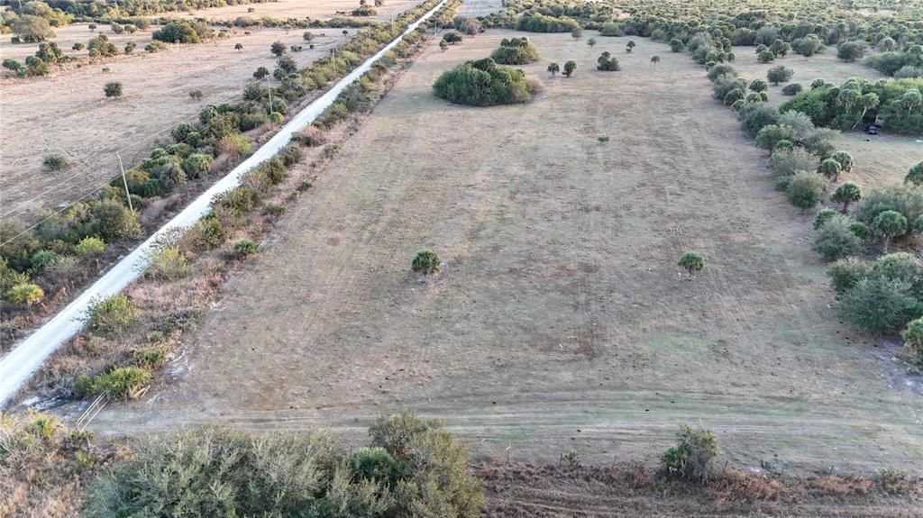 На продажу: $355,000 (20.98 acres)
