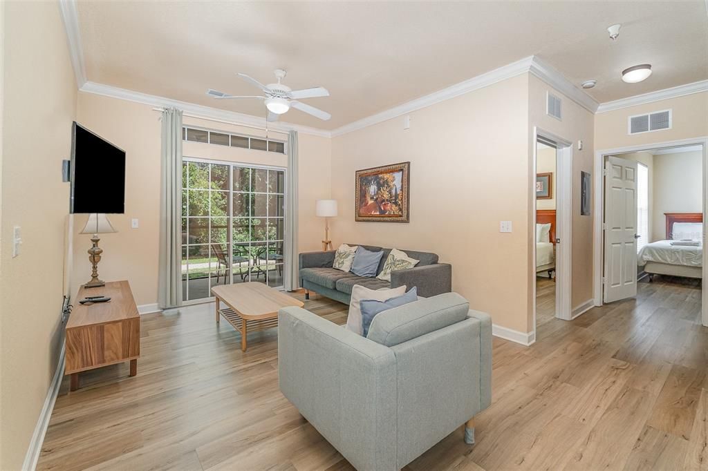 Active With Contract: $199,900 (3 beds, 2 baths, 1244 Square Feet)