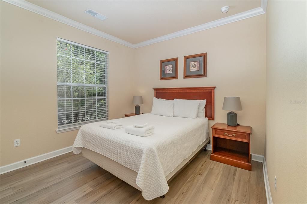 Active With Contract: $199,900 (3 beds, 2 baths, 1244 Square Feet)