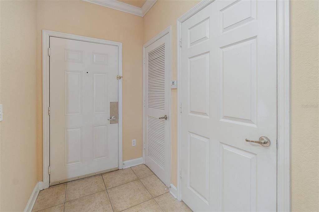 Active With Contract: $199,900 (3 beds, 2 baths, 1244 Square Feet)