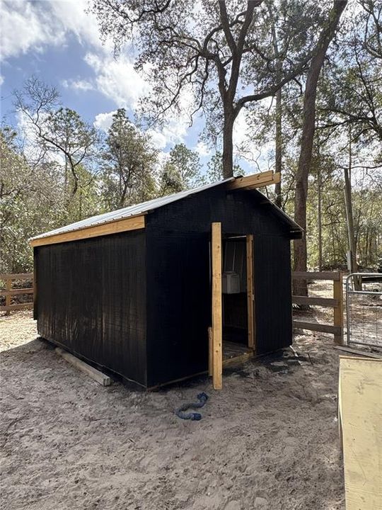 Active With Contract: $154,900 (1 beds, 1 baths, 420 Square Feet)