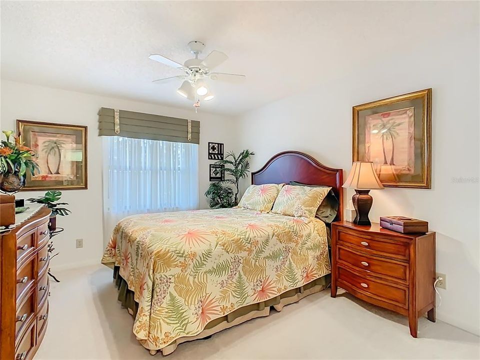 Active With Contract: $215,000 (2 beds, 2 baths, 1682 Square Feet)
