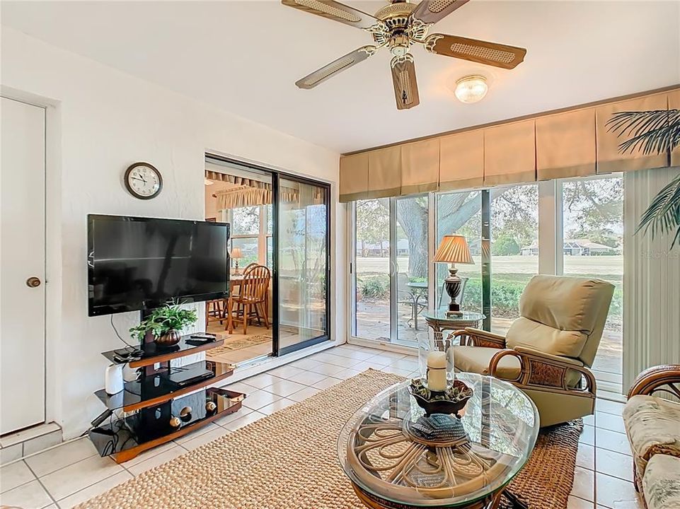 Active With Contract: $215,000 (2 beds, 2 baths, 1682 Square Feet)
