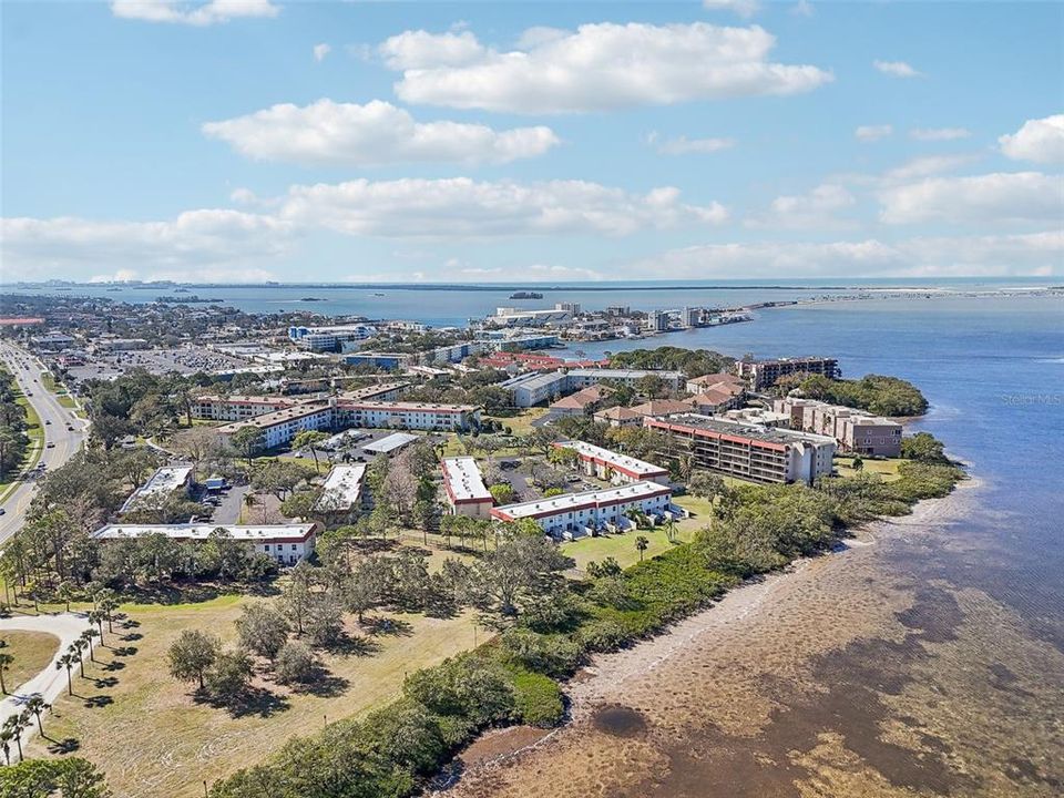 En Venta: $180,000 (2 camas, 1 baños, 930 Pies cuadrados)