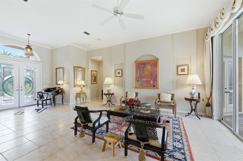 Activo con contrato: $1,499,000 (3 camas, 3 baños, 3246 Pies cuadrados)