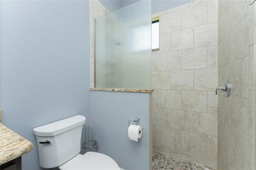 En Venta: $625,000 (6 camas, 4 baños, 3294 Pies cuadrados)