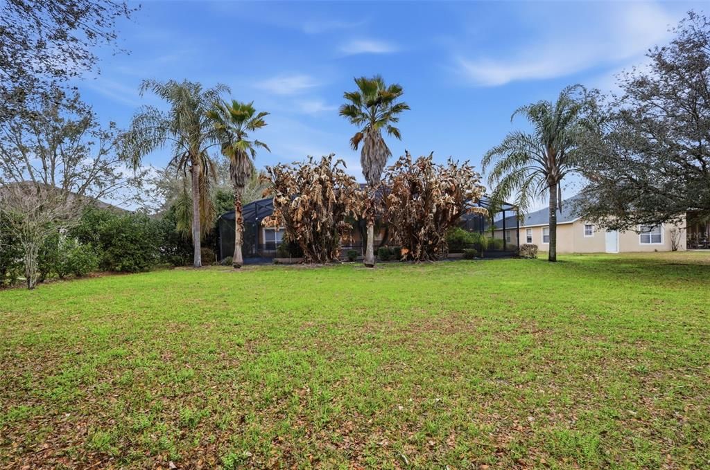 Active With Contract: $687,400 (6 beds, 4 baths, 3994 Square Feet)