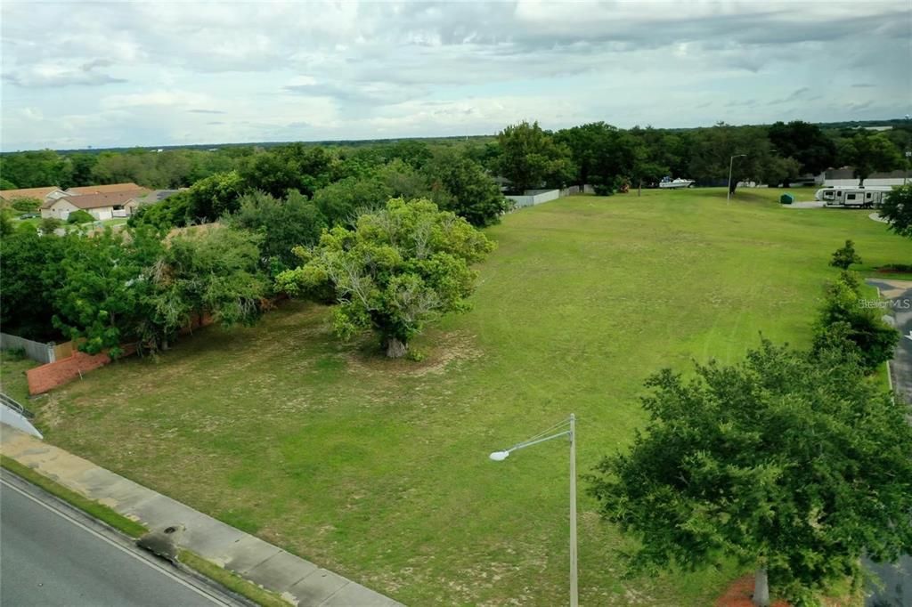 For Sale: $1,350,000 (0.75 acres)