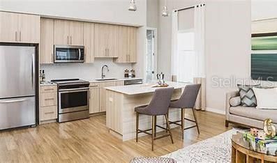 For Rent: $2,950 (2 beds, 2 baths, 960 Square Feet)