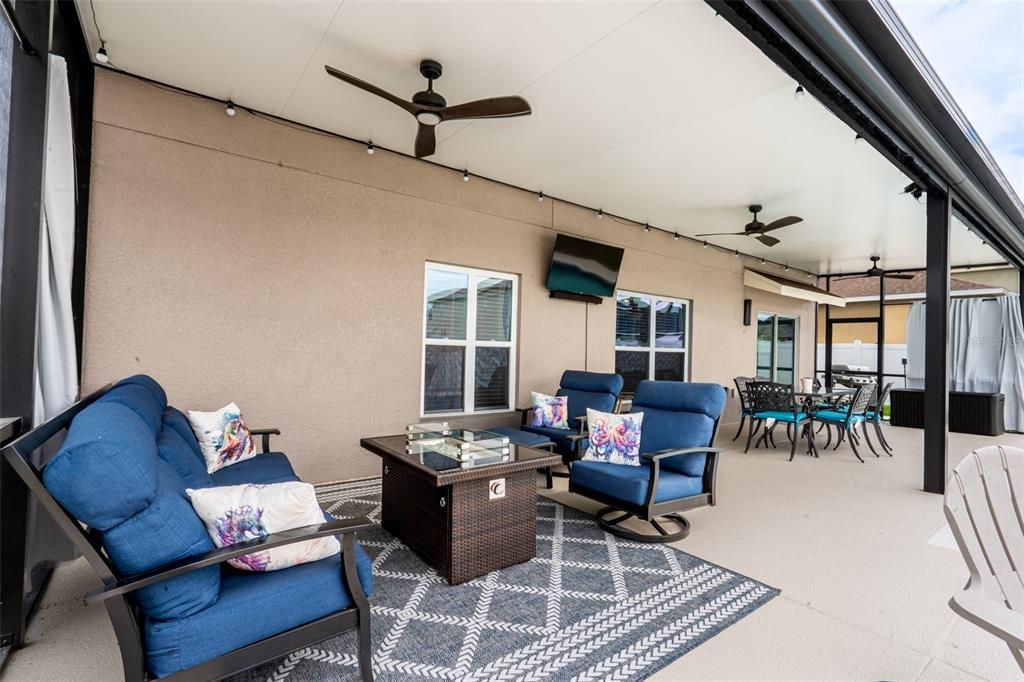 Activo con contrato: $539,900 (4 camas, 2 baños, 2836 Pies cuadrados)