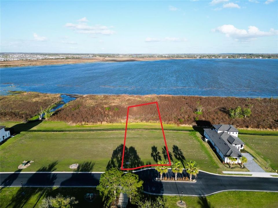 En Venta: $190,000 (0.52 acres)