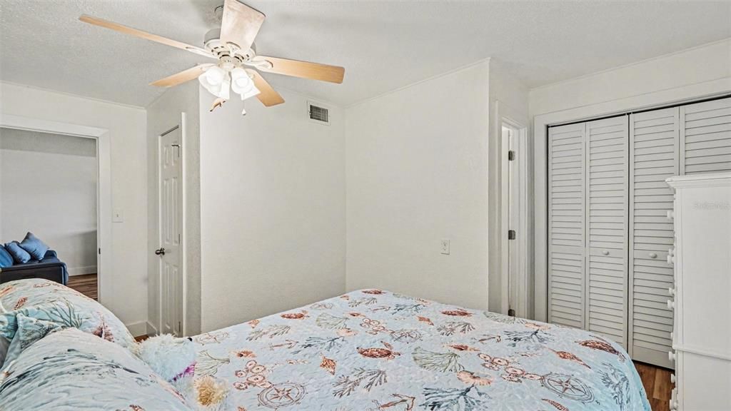 En Venta: $279,000 (2 camas, 2 baños, 1264 Pies cuadrados)