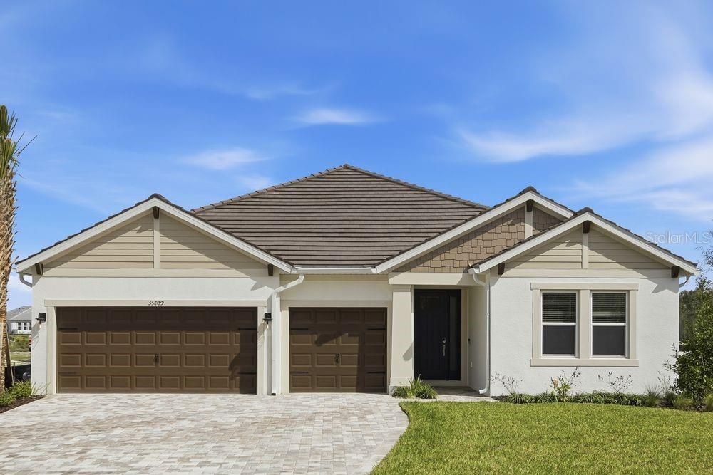 Activo con contrato: $639,999 (4 camas, 4 baños, 2921 Pies cuadrados)
