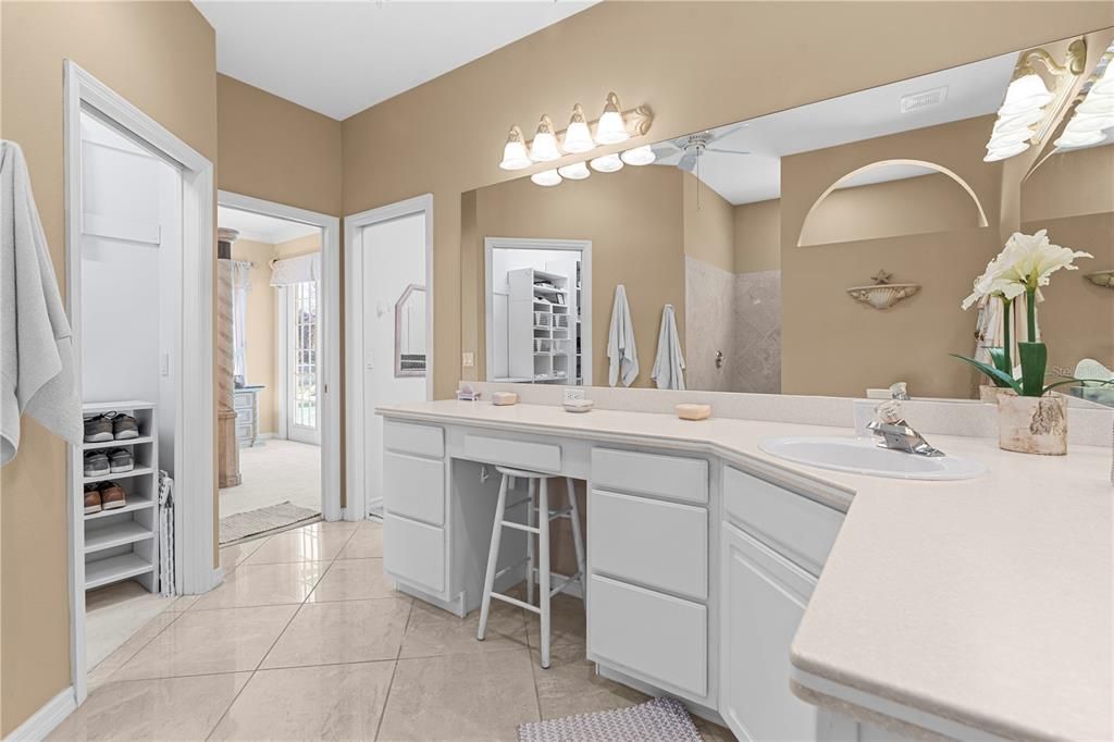 For Sale: $535,000 (3 beds, 2 baths, 2172 Square Feet)