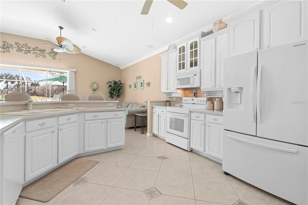 For Sale: $535,000 (3 beds, 2 baths, 2172 Square Feet)