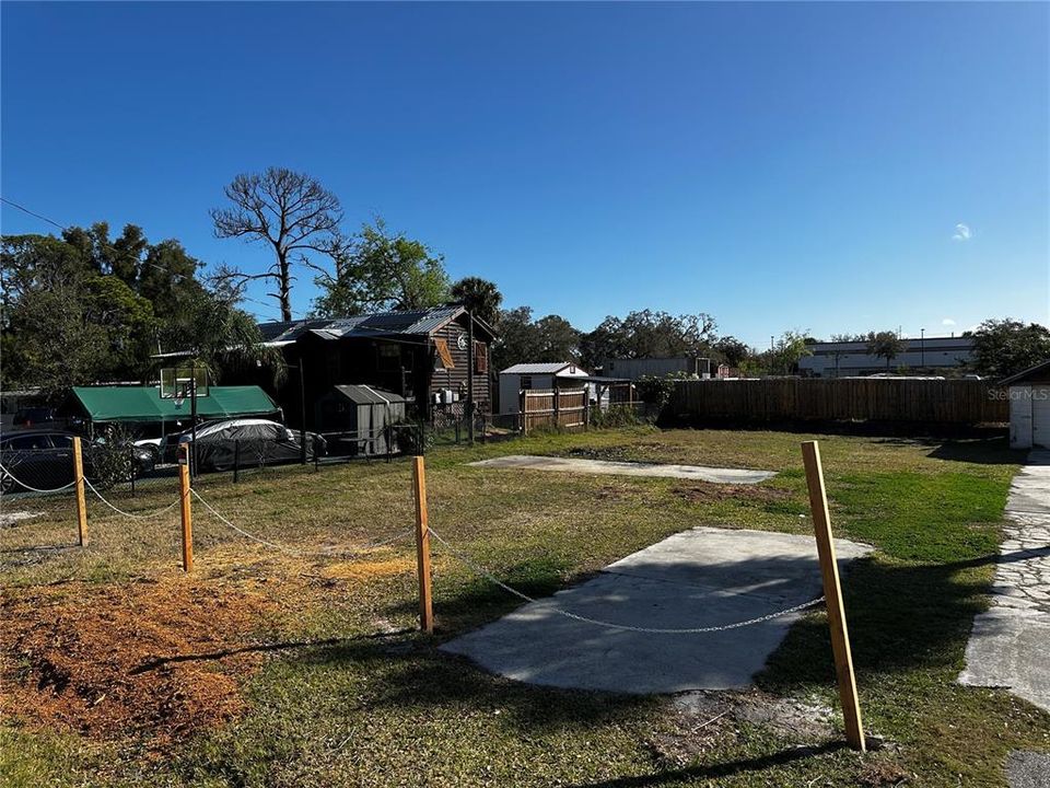 На продажу: $20,000 (0.11 acres)