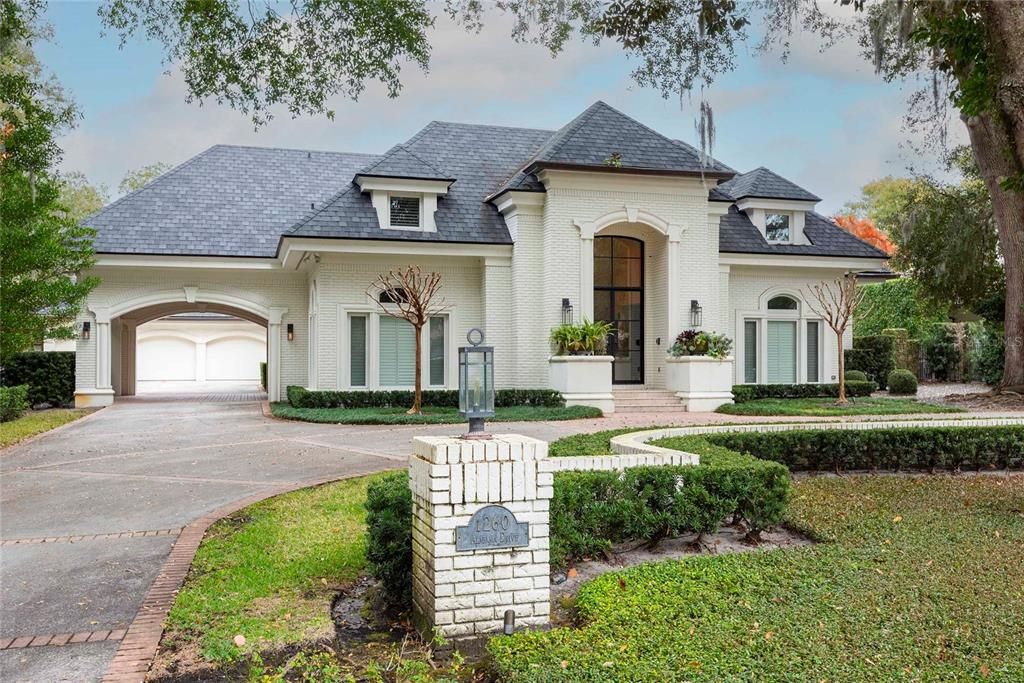 For Sale: $6,900,000 (6 beds, 5 baths, 6396 Square Feet)