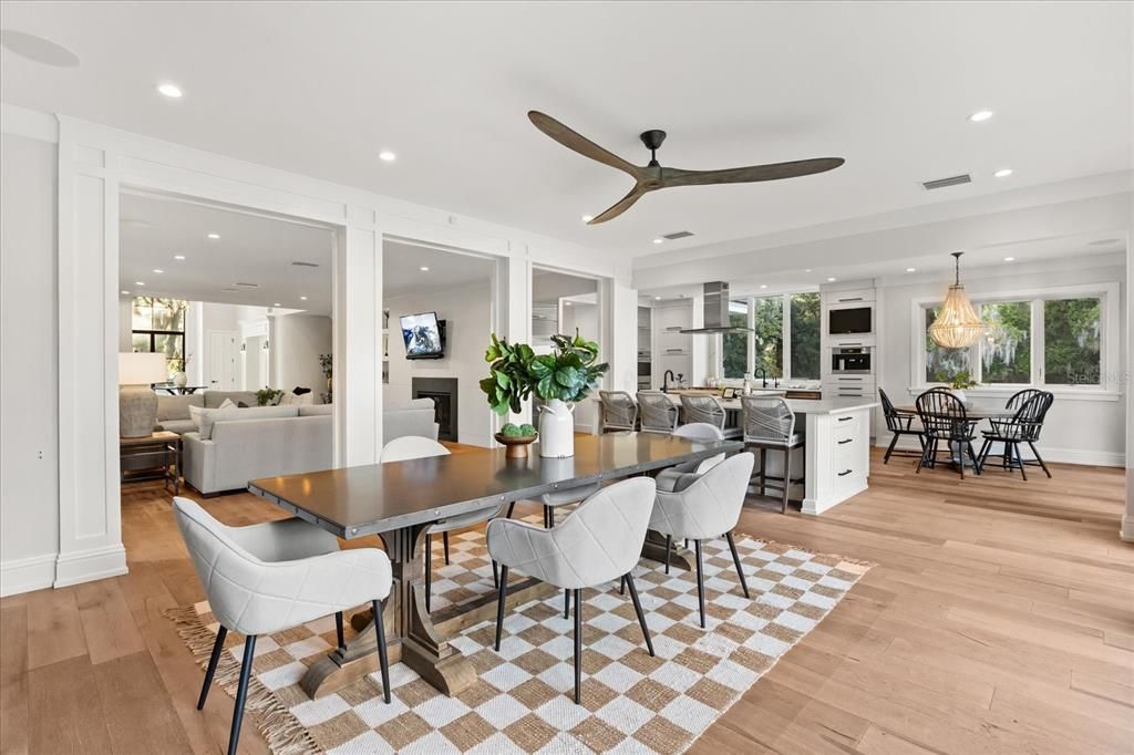 For Sale: $6,900,000 (6 beds, 5 baths, 6396 Square Feet)