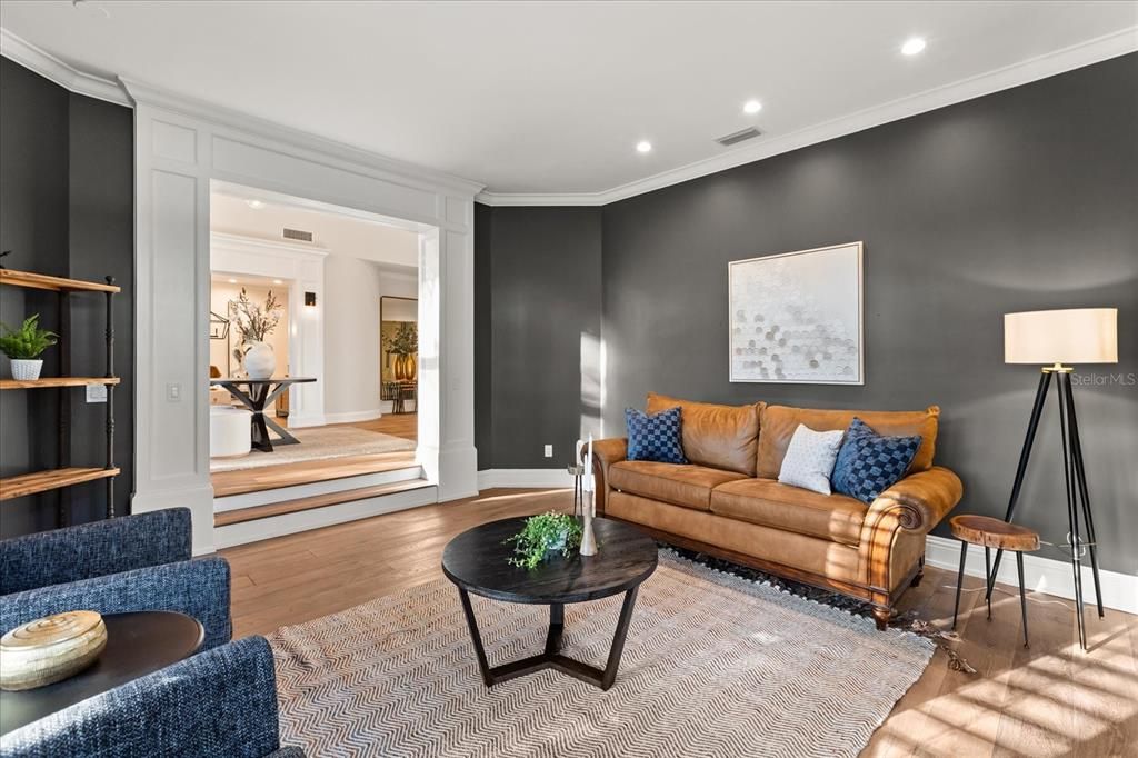 For Sale: $6,900,000 (6 beds, 5 baths, 6396 Square Feet)