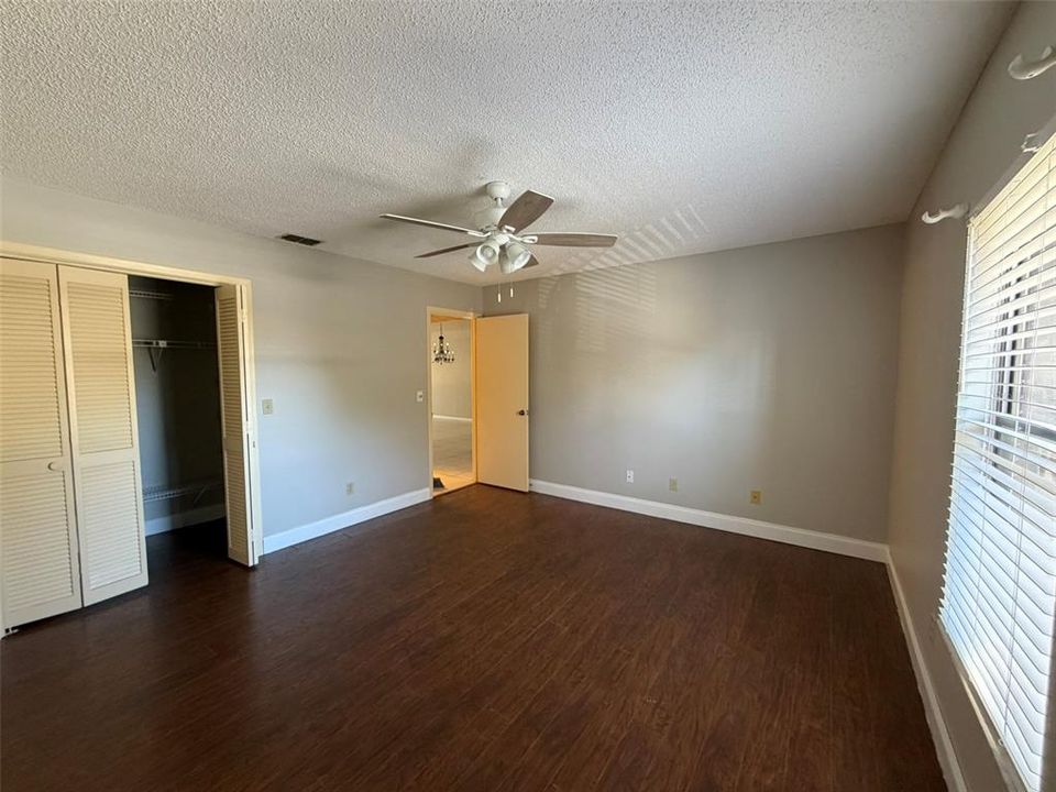 For Rent: $1,750 (2 beds, 2 baths, 1304 Square Feet)