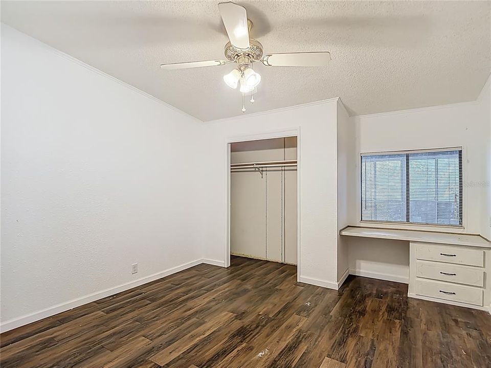 Active With Contract: $189,000 (3 beds, 2 baths, 1904 Square Feet)