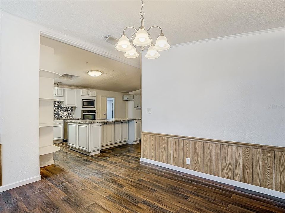Active With Contract: $189,000 (3 beds, 2 baths, 1904 Square Feet)