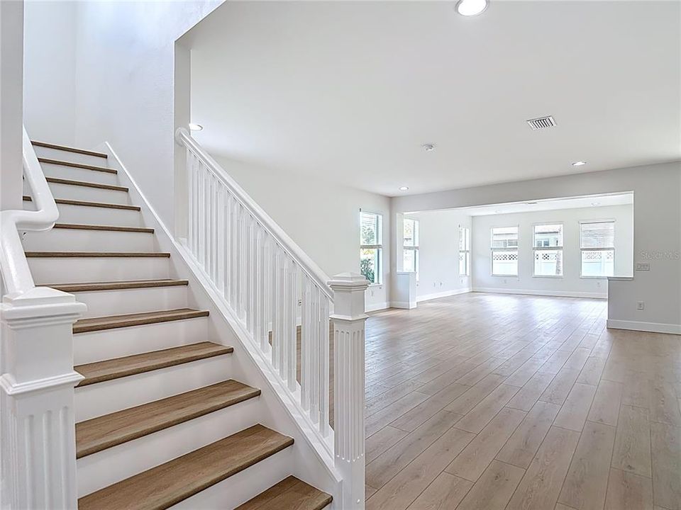 En Venta: $750,000 (4 camas, 3 baños, 3549 Pies cuadrados)