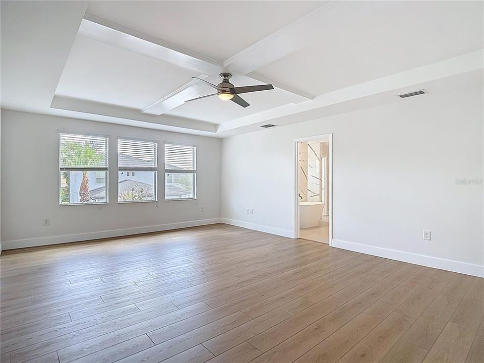 En Venta: $750,000 (4 camas, 3 baños, 3549 Pies cuadrados)