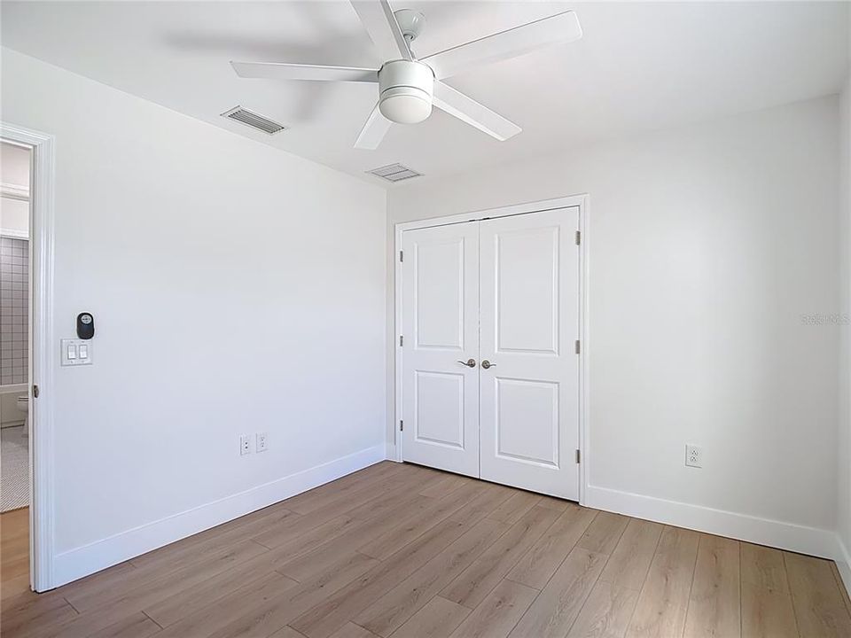 En Venta: $750,000 (4 camas, 3 baños, 3549 Pies cuadrados)