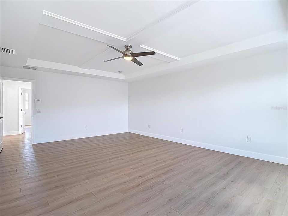 En Venta: $750,000 (4 camas, 3 baños, 3549 Pies cuadrados)