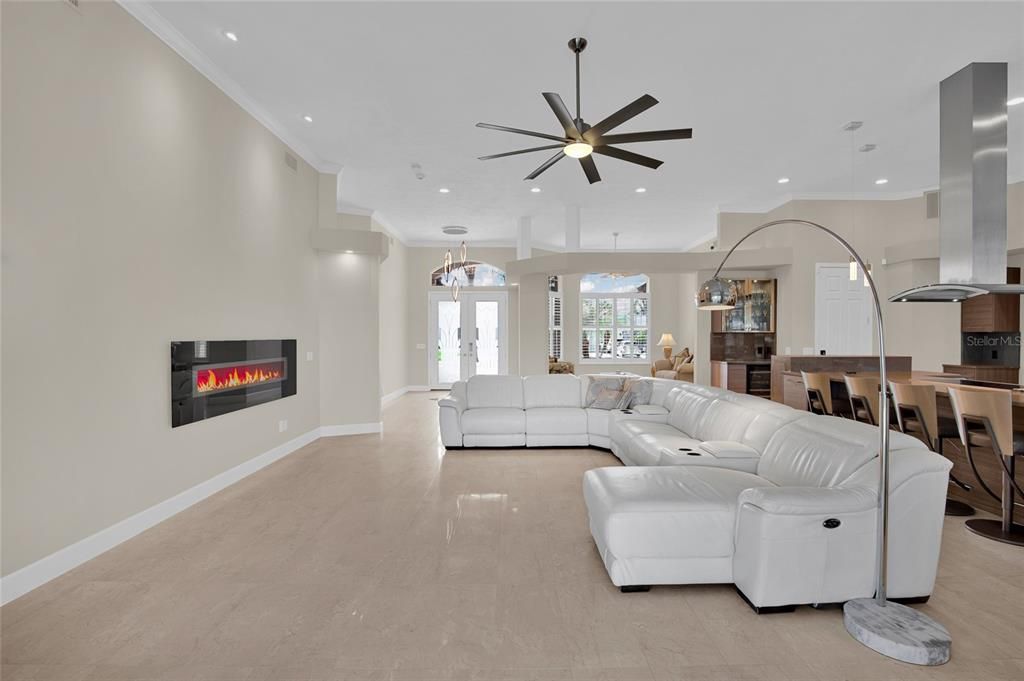 For Sale: $2,690,000 (3 beds, 2 baths, 2632 Square Feet)