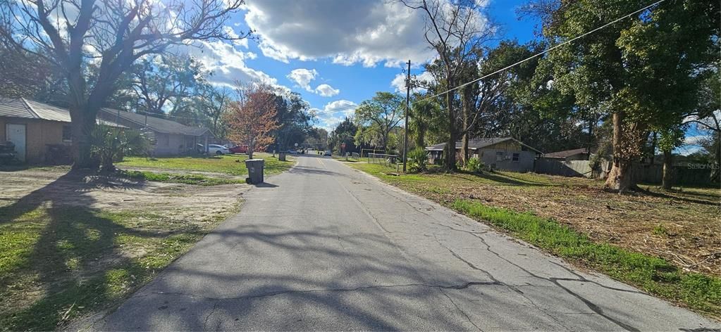 Active With Contract: $90,000 (2 beds, 1 baths, 512 Square Feet)