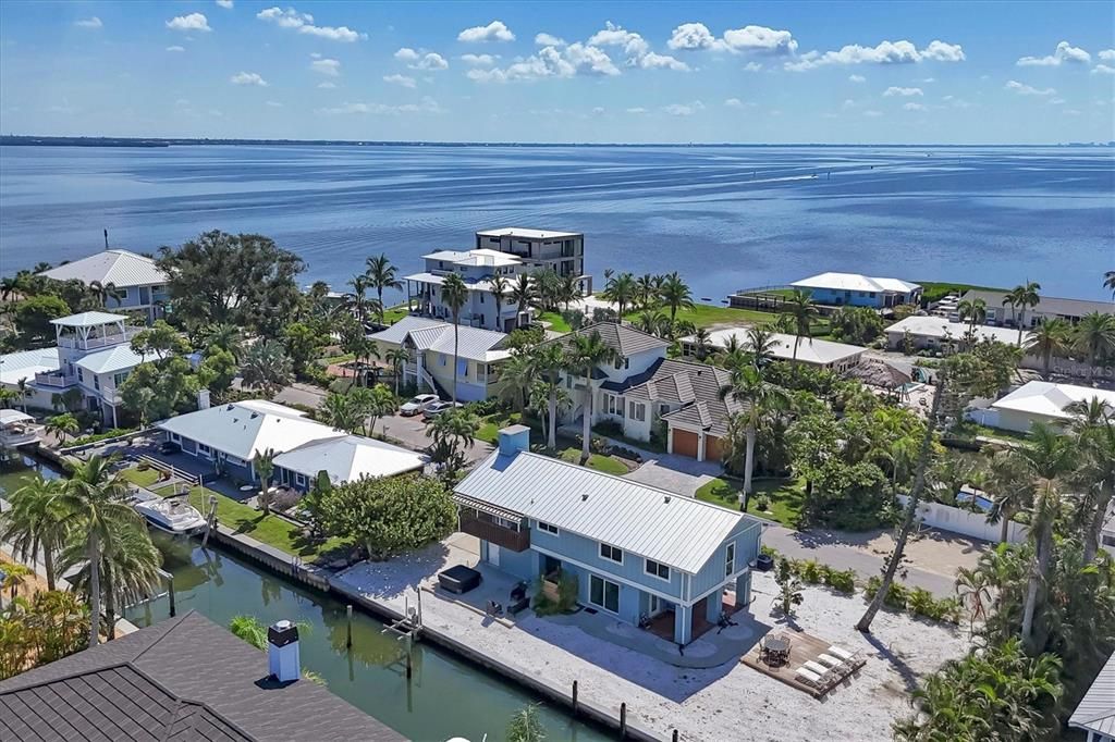 На продажу: $1,599,000 (2 спален, 2 ванн, 1882 Квадратных фут)